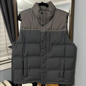 L.L. Bean Men's Two-Tone Vest in Dark Gray and Taupe